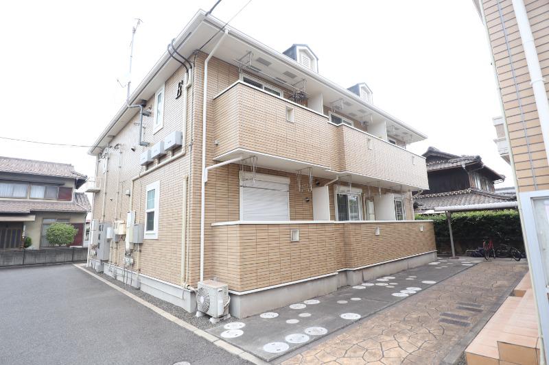 カーサアヴェニュE棟