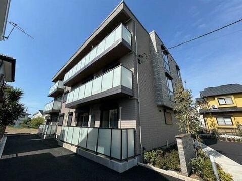 シャーメゾン湘南松が丘I