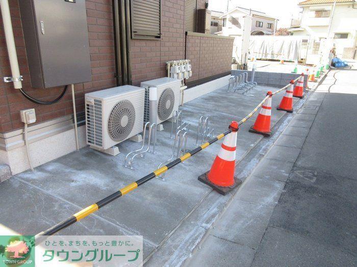 オークビレッジII