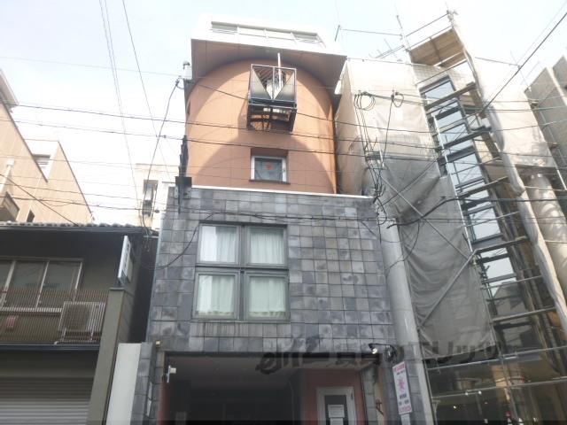 セントエルモ三条