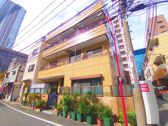 トライファースト日高