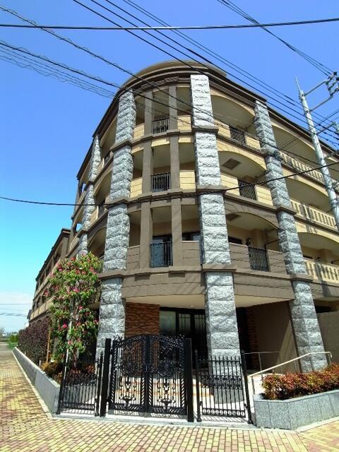 ＪＲ武蔵野線 吉川美南駅 徒歩6分 4階建 築13年