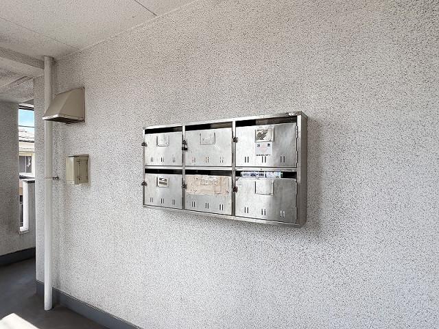 トランプBUILDING中島西