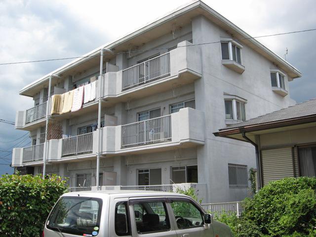 西田ハイツ