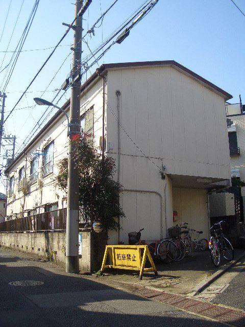 八木アパート
