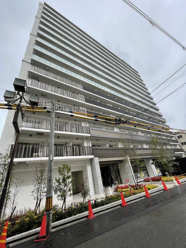スプランディッド十三本町