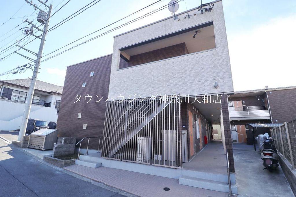 クレイノミカミ