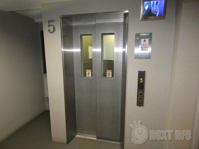 ドゥーエ横濱台町