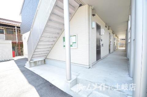 ＪＲ中央本線 多治見駅 徒歩20分 2階建 築8年