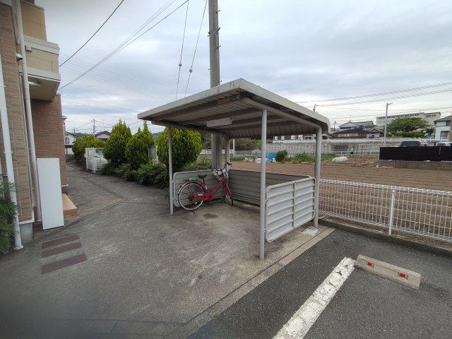 ブライト・スクエア B