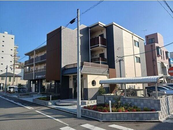 地下鉄鶴舞線 鶴舞駅 徒歩12分 3階建 築3年