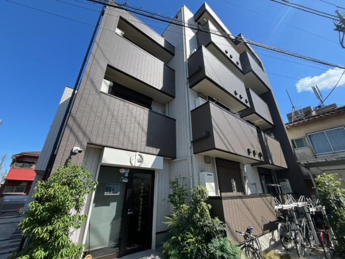 VILLAGESHINO