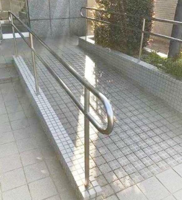 ニズニータワーハウス