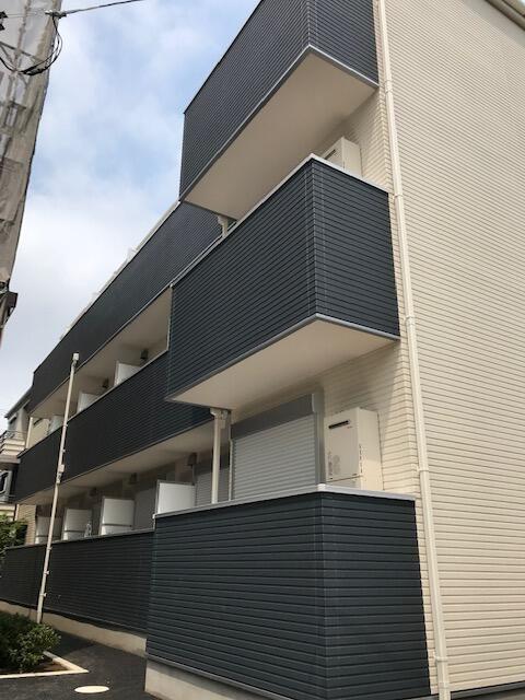 アストン八潮