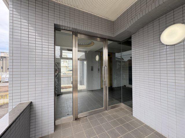 栄町丸二ビル