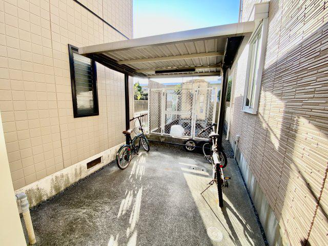 シャーメゾン岩本