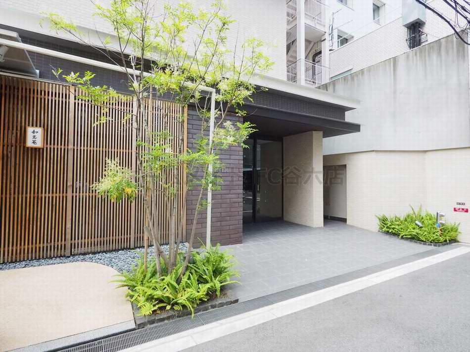 JINEVER上本町