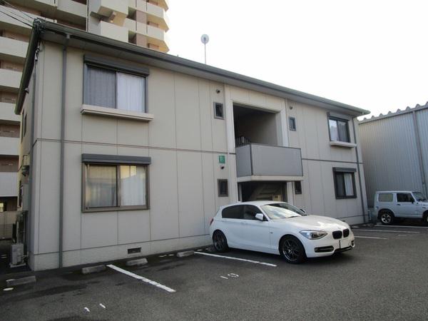 シャーメゾン北久保 B棟