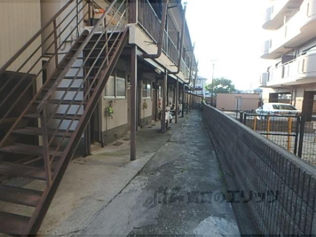 大和アパート