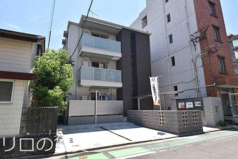 フェリオ箱崎駅前