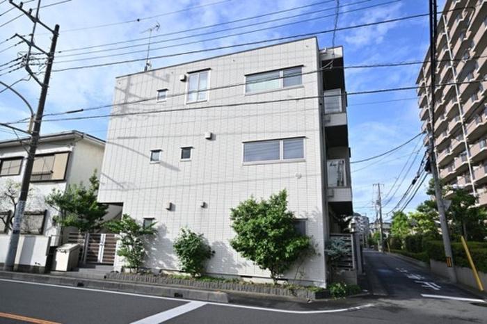 プレジール南与野