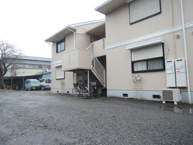 ファミール中里