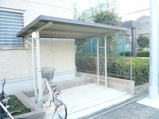 アズール