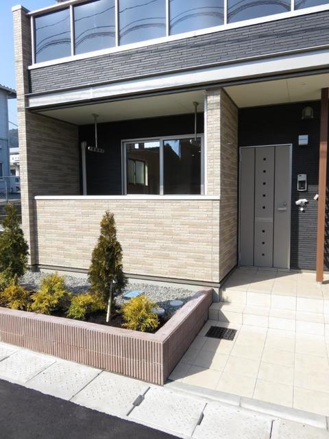クレスト藤原