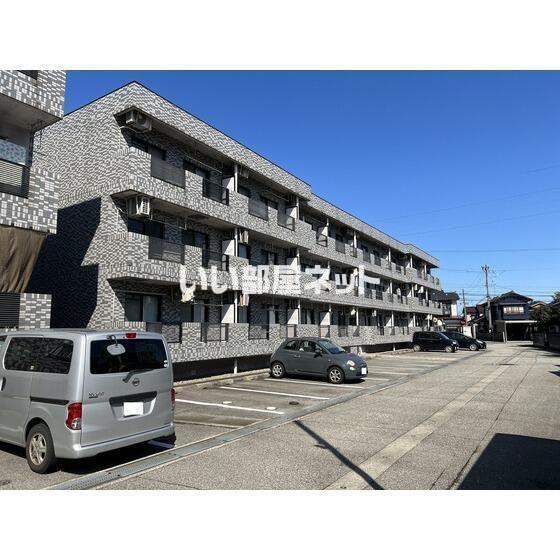 ジュビレ窪新 東館