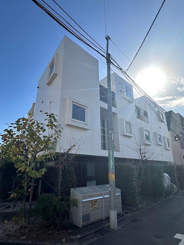 京王線 芦花公園駅 徒歩5分 3階建 築17年