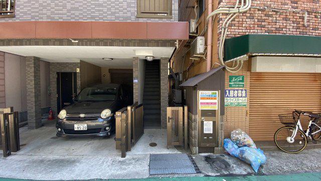 リーフマンション