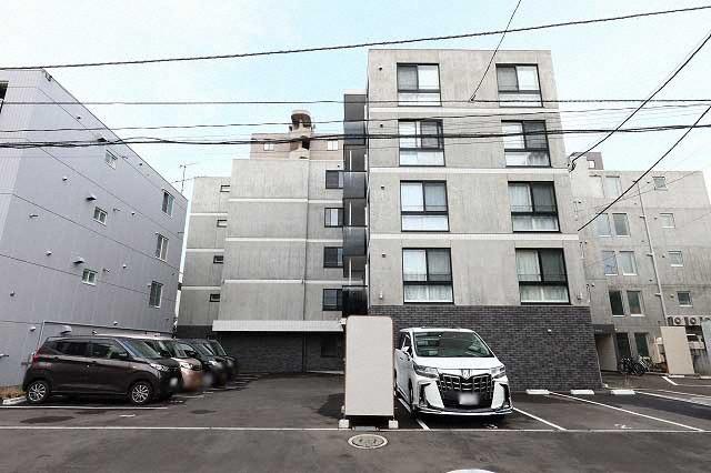 CEST LA VIE(2LDK/3階)