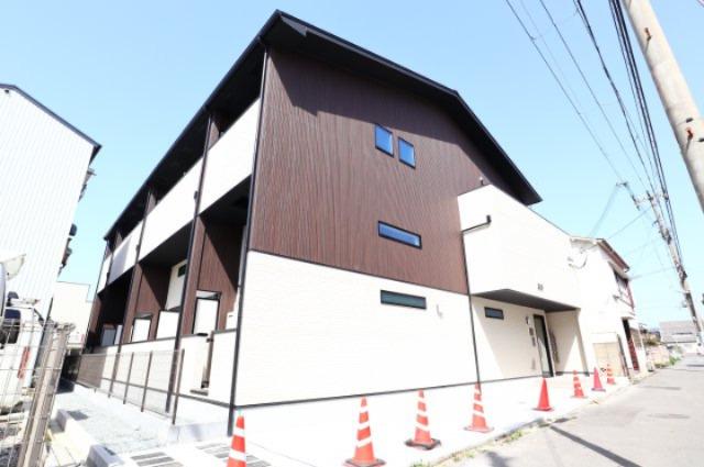 ワコーレヴィアーノ城が山 猫の家