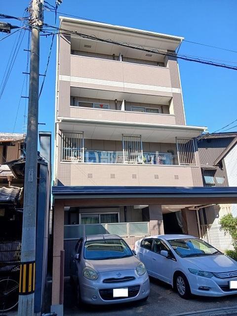 グランフィオーレウエダ