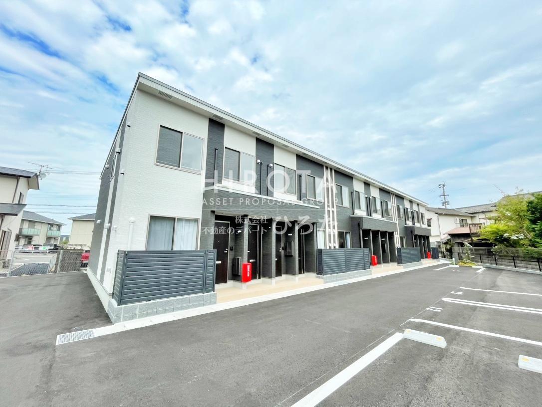 アジャート