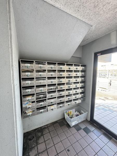 ロワイヤルヒルズ壱番館