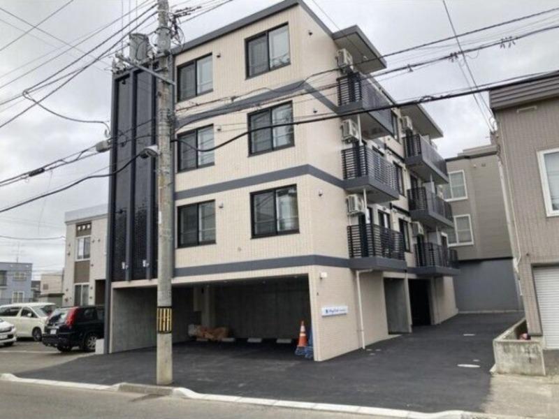 メニーズコート元町北