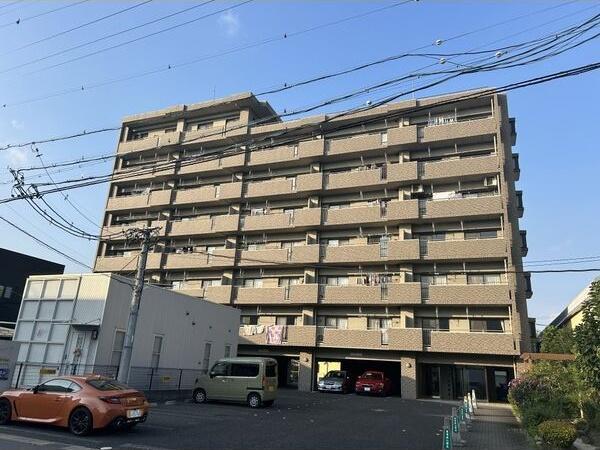 ロイヤルスクエア
