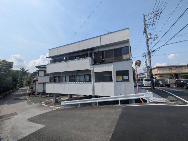 ひまわり荘