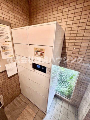 新大阪ファミール西館