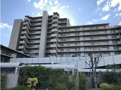 ローレルコート豊中服部緑地(3LDK/6階)の外観写真