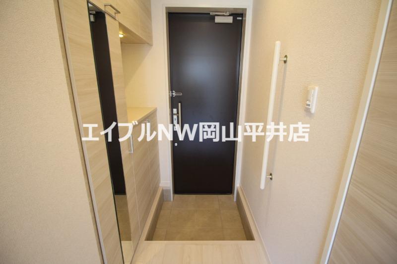 シャーメゾンGRAND七日市(1LDK/1階)の玄関写真