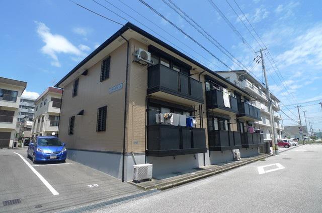 メナージュA棟(2DK/2階)