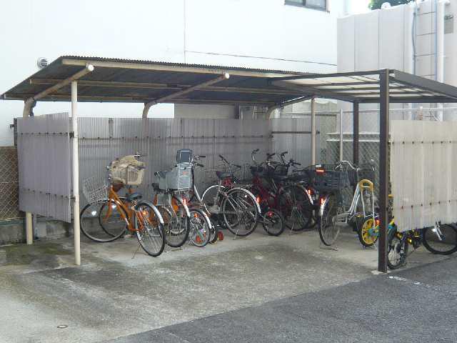 ドミール小出