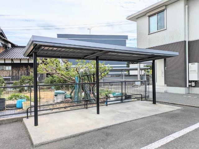 シャーメゾン際波 A棟