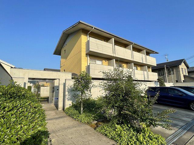 ESTUDIO COMODO