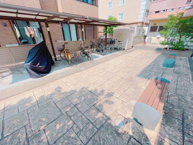 フルラージュB