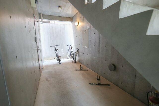 東京メトロ有楽町線 千川駅 徒歩4分 3階建 築21年