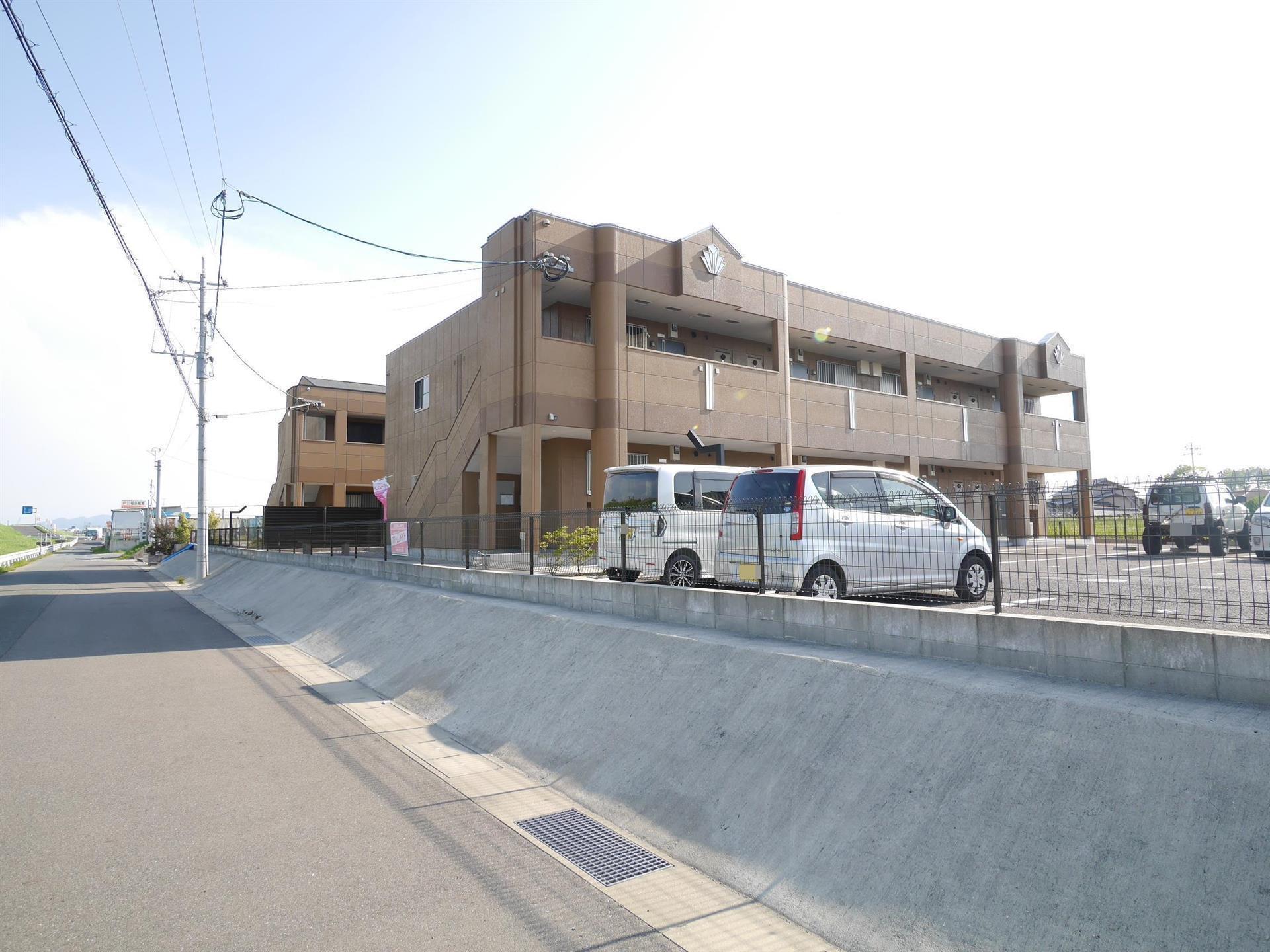 ＪＲ鹿児島本線 遠賀川駅 徒歩23分 2階建 築12年