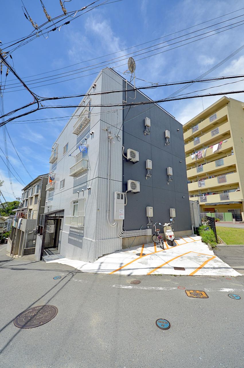 ニューストークアパートメント禁野本町